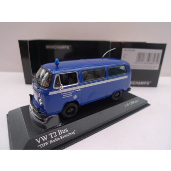 Volkswagen vw T2 bus thw Berlin kreuzberg bleu minichamps 1/43