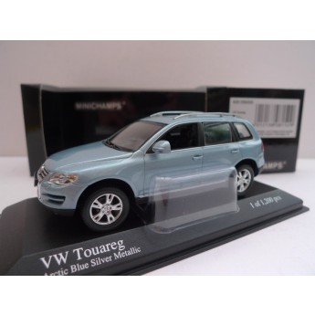 Volkswagen VW touareg 2006 bleu artic argent mtal minichamps