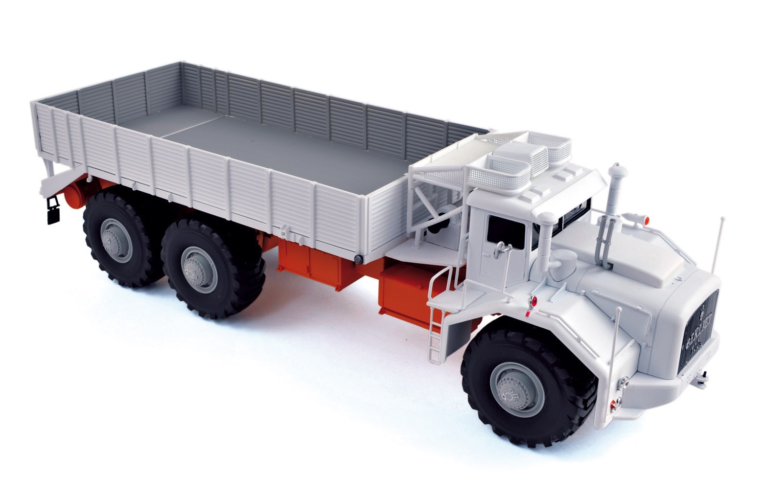 Berliet T100 N°1 1692 blanc série limitée 1000 exemplaires 1/43 sur 