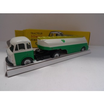 camion SOMUA + remorque citerne BP de CIJ C.I.J. ref