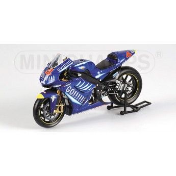 Yamaha yzr 500 moto gp 2003 team gauloise tech 3 barros N�4