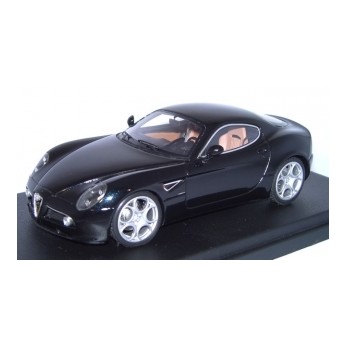 Alfa Romeo 8C comptiton noir  looksmart  1/43