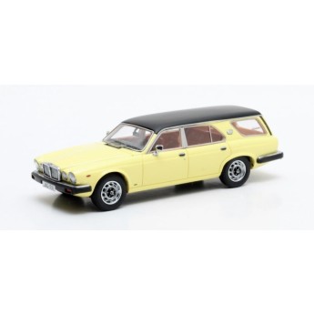 Jaguar XJ SIII Estate Ladbroke Avon jaune - 1980    Matrix 1/43 